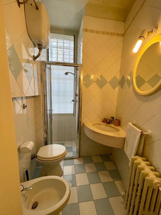 4 Balconi Rooms- Dimora Arditi B&B Lecce Exterior foto