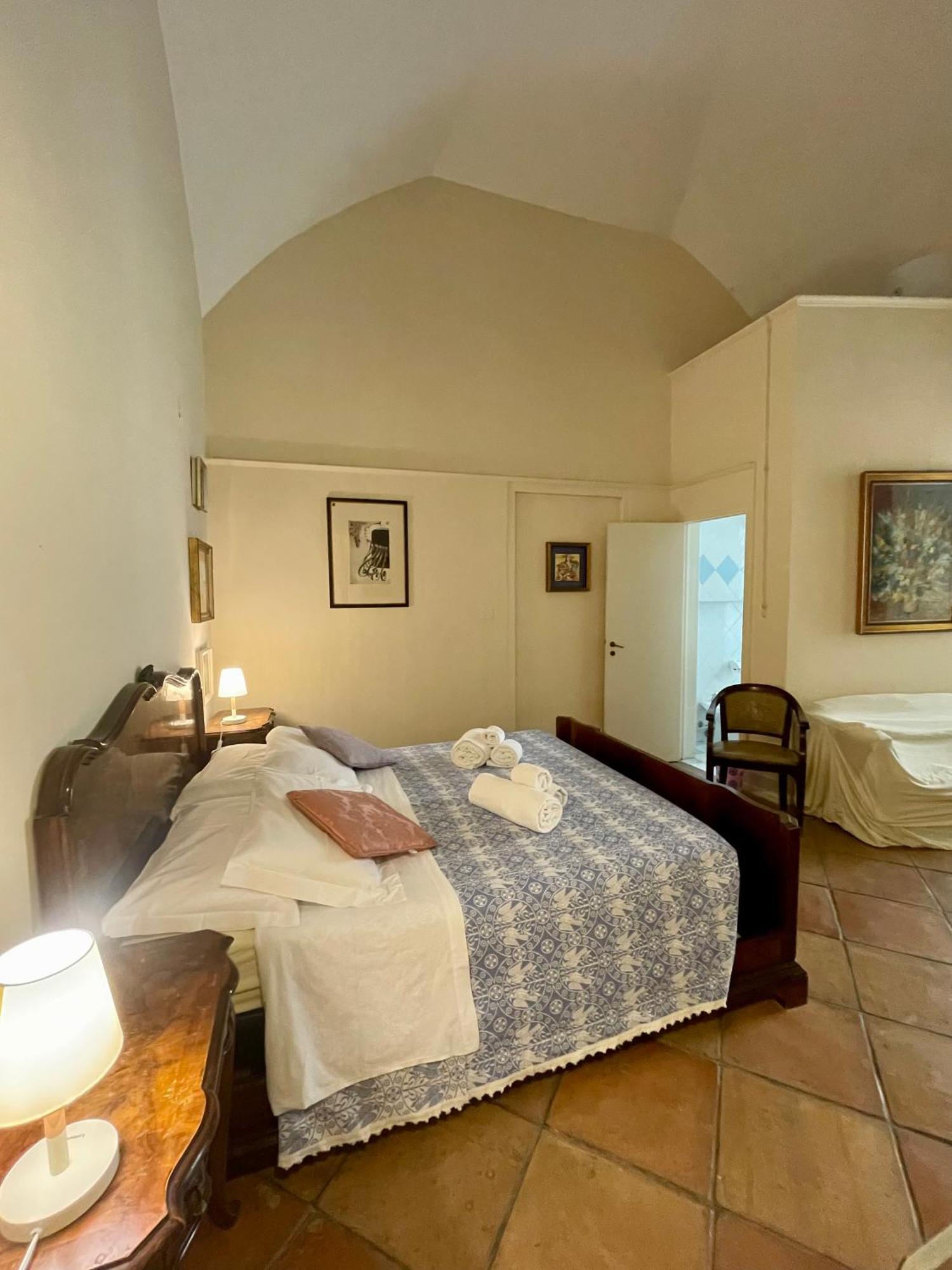 4 Balconi Rooms- Dimora Arditi B&B Lecce Exterior foto